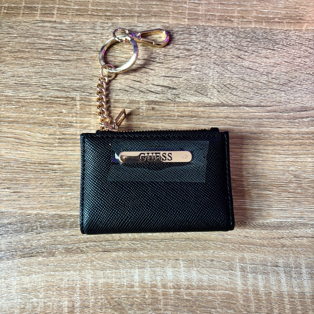 NWT Guess Kyrie coin keychain wallet